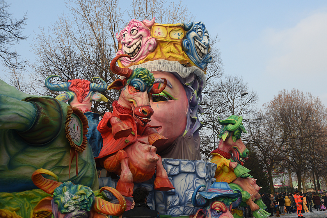 Sfilata carri Carnevale di Torino_198.jpg